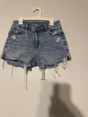 American Eagle Outfitters Light Wash Frayed Denim Shorts